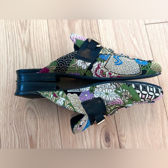 STEVE MADDEN Kandi Mule Elephant Tapestry Shoes Size 6 - Picture 3 of 9